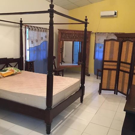 Casa Do Sandalo Boutique Guest House Dili Buitenkant foto